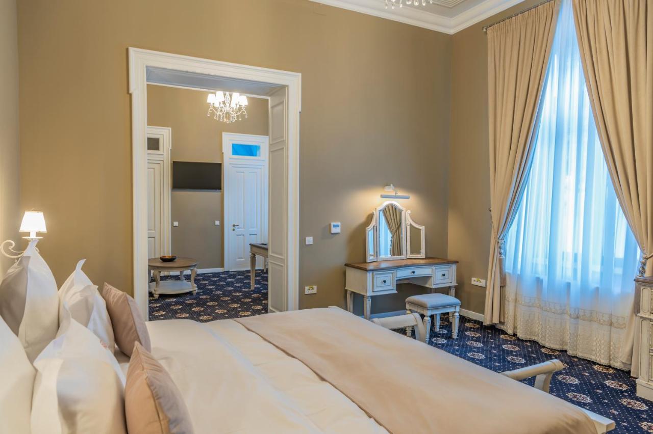 Sir Luxury Boutique Hotel Brăila Exterior foto